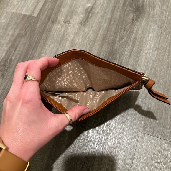 Kate Spade Wallet - Picture 4 of 5